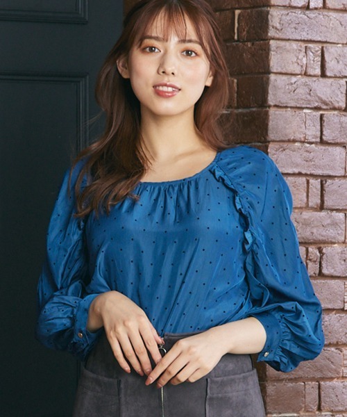 12Twelve Agenda（トゥエルブ　アジェンダ）の「プチフリル肩ギャザーブラウス（シャツ/ブラウス・レディース・ネイビー/ピンク/ブルー/アイボリー・M）」の3枚目の写真