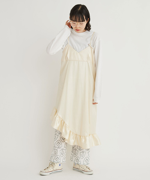 I am I in fact...(アイアムアイインファクト)の「<azusaiio> IAMI 別注 タバコブローチ(ブローチ/コサージュ・レディース・ホワイト・FREE)」の13枚目の写真