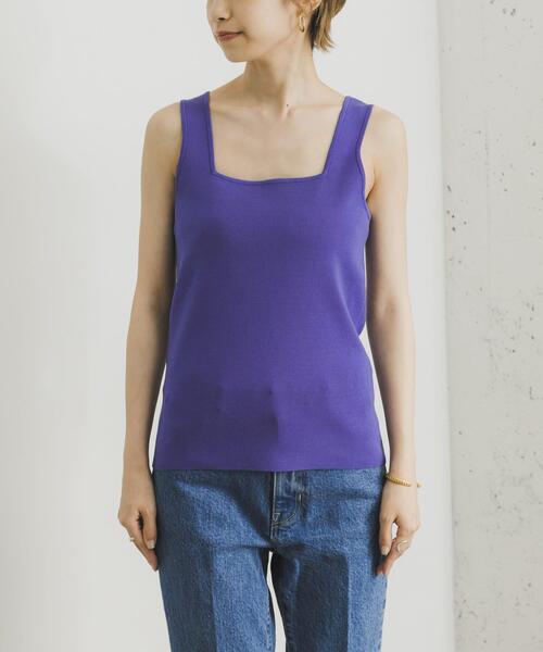 URBAN RESEARCH(アーバンリサーチ)の「スクエアネックニットTOP(ニット/セーター・レディース・ライトグレー/パープル系その他/ブラック・FREE)」の4枚目の写真