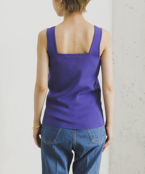 URBAN RESEARCH(アーバンリサーチ)の「スクエアネックニットTOP(ニット/セーター・レディース・ライトグレー/パープル系その他/ブラック・FREE)」の6枚目の写真