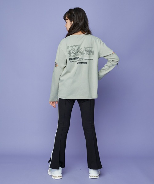 SISTER JENNI（SISTER JENNI）の「袖あきリングストラップロンT（Tシャツ/カットソー・キッズ・ブラック/オフホワイト/カーキ・130cm/140cm/150cm/160cm）」の4枚目の写真