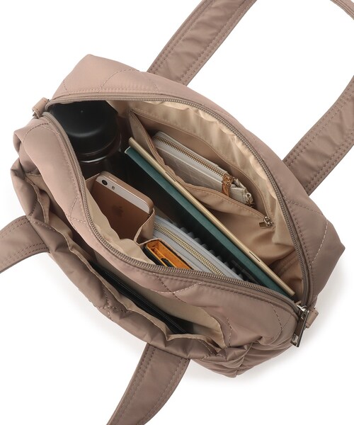 Lee（リー）の「◆【Lee別注】キルティングトート（トートバッグ・レディース・ブラック/サンドベージュ/ピンク系・00）」の12枚目の写真