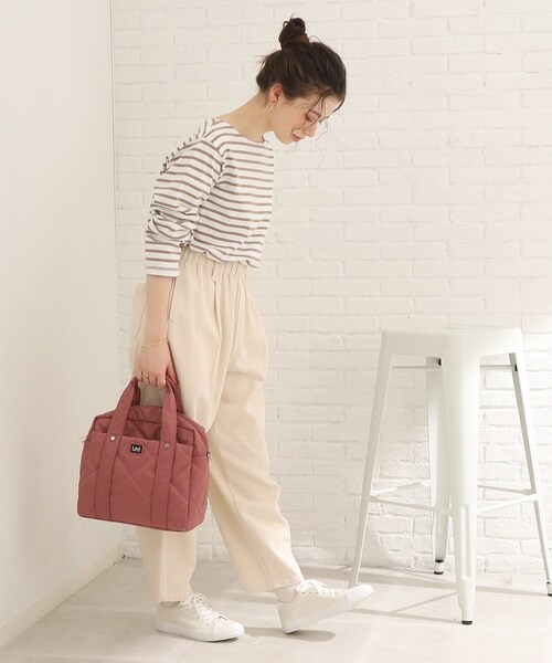 Lee（リー）の「◆【Lee別注】キルティングトート（トートバッグ・レディース・ブラック/サンドベージュ/ピンク系・00）」の14枚目の写真