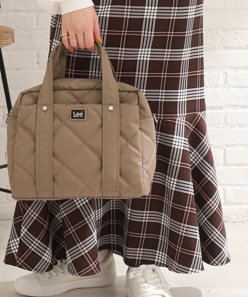 Lee（リー）の「◆【Lee別注】キルティングトート（トートバッグ・レディース・ブラック/サンドベージュ/ピンク系・00）」の18枚目の写真