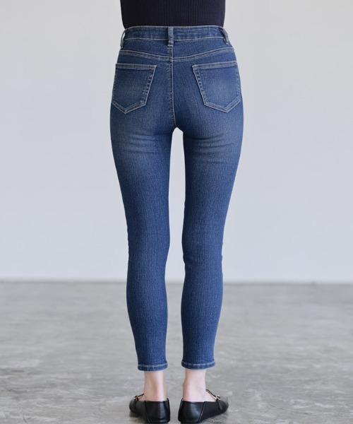 Pierrot（ピエロ）の「アンクル丈スキニーデニムパンツ（デニムパンツ・レディース・ネイビー/インディゴブルー/ブルー系その他2/ブラック/ブルー/ブルー系その他/ホワイト/ブラック系その他・LL/M/S/XS/4L/3L/L）」の11枚目の写真