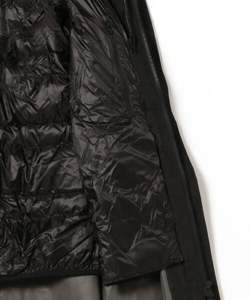 Ray BEAMS（レイビームス）の「THE NORTH FACE / パフ マグネトリクライメイト コート（その他アウター・レディース・ブラック/カーキ・MEDIUM）」の21枚目の写真