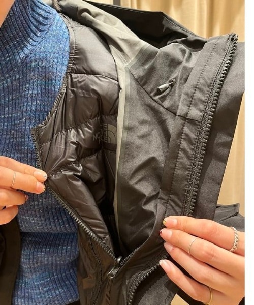 Ray BEAMS（レイビームス）の「THE NORTH FACE / パフ マグネトリクライメイト コート（その他アウター・レディース・ブラック/カーキ・MEDIUM）」の13枚目の写真