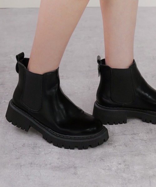 IAMUSE(アイアミューズ)の「サイドゴアブーツ S0784【IAMUSE】(ブーツ・レディース・ブラック・23.5cm/24cm/23cm/24.5cm)」の11枚目の写真