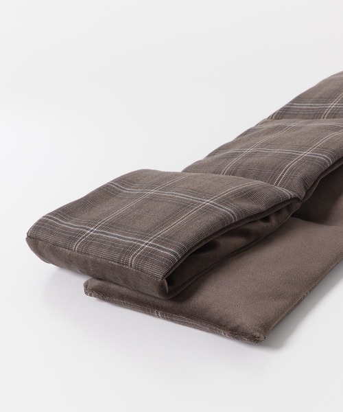 URBAN RESEARCH DOORS（アーバンリサーチドアーズ）の「ダウンマフラー（マフラー・メンズ・ベージュ系その他/ブラウン系その他/グレー/チャコールグレー/ブルー・-）」の11枚目の写真