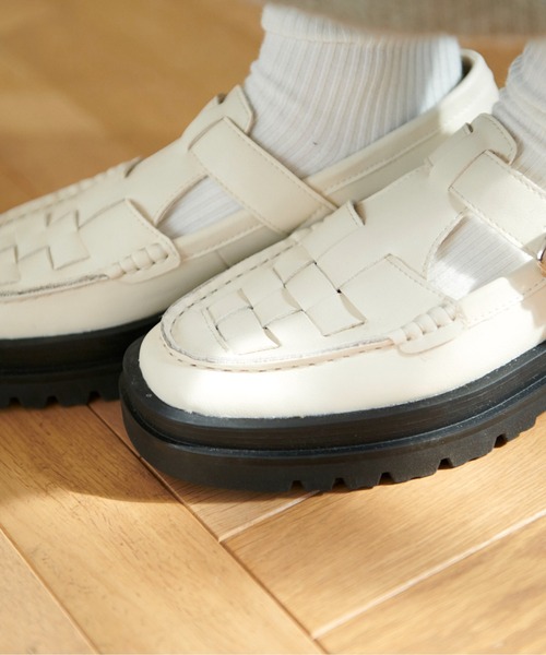 FREE'S MART(フリーズマート)の「◆バックルローファー(ローファー・レディース・ホワイト/ブラック・MEDIUM/LARGE)」の8枚目の写真