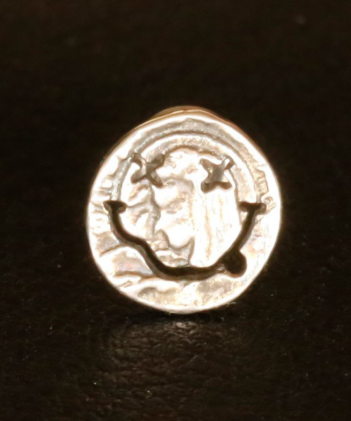 amp japan（アンプジャパン）の「Trip Smile Pierce-SILVER- トリップ スマイル シルバー ピアス（ピアス（片耳用）・メンズ・シルバー・FREE）」の2枚目の写真