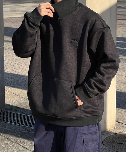 kutir(クティール)の「サークルロゴハーフジップスウェット(スウェット・メンズ・ブラック/ネイビー/グレー・MEDIUM/LARGE)」の1枚目の写真