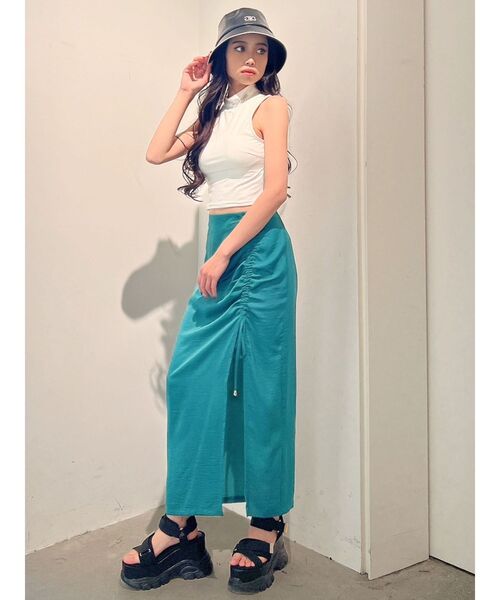 GYDA（ジェイダ）の「ドロスト シャーリング スリットスカートライクショートパンツ（スカート・レディース・ブラック/グリーン・FREE）」の10枚目の写真