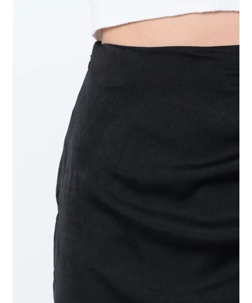 GYDA（ジェイダ）の「ドロスト シャーリング スリットスカートライクショートパンツ（スカート・レディース・ブラック/グリーン・FREE）」の11枚目の写真