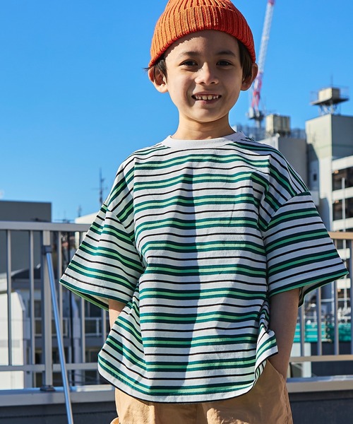 PAIRMANON STREET(ペアマノンストリート)の「【PAIRMANON STREET】【かぞくおそろい】マルチボーダー半袖Tシャツ(Tシャツ/カットソー・キッズ・グレー系その他/ブルー系その他3/ブルー系その他2/ブルー系その他/グレー系その他2/パープル系その他/イエロー系その他/レッド系その他/ブラック系その他6/ベージュ系その他2/ブラウン系その他/その他/グリーン系その他/ホワイト系その他・120/150/130/140/100/90/110)」の7枚目の写真