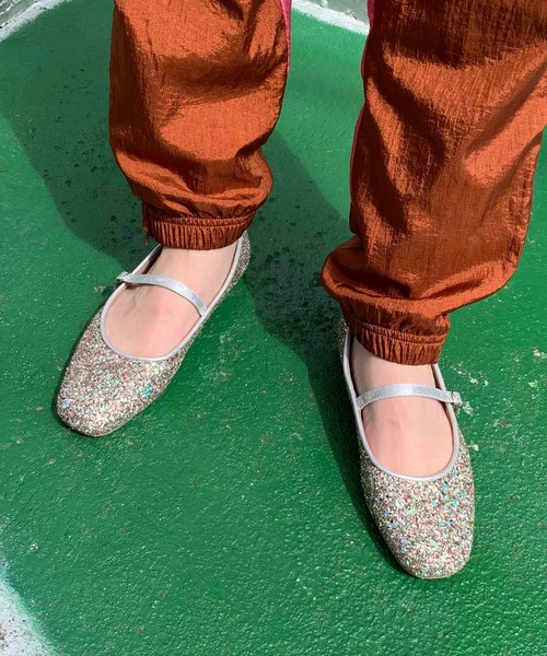 Casselini（キャセリーニ）の「Casselini(キャセリーニ)グリッターバレエシューズ（バレエシューズ・レディース・グリーン/ゴールド/ブルー・23㎝/24.5cm/24cm/23.5cm）」の2枚目の写真