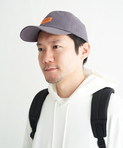 UNIVERSAL OVERALL(ユニバーサルオーバーオール)の「UNIVERSAL OVERALL ヘリンボンキャップ(キャップ・メンズ・チャコールグレー/ダークグリーン/ブラック/ベージュ・FREE)」の14枚目の写真