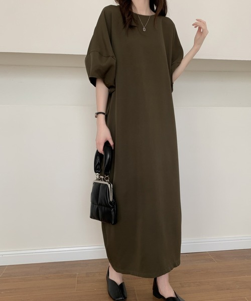 ECLIN(エクラン)の「パフスリーブバックスリットロングワンピース(ワンピース・レディース・カーキ/チャコールグレー/ブラック/ダークブラウン/グレイッシュベージュ/ネイビー・FREE)」の12枚目の写真
