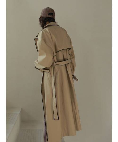 AMAIL（アマイル）の「Bulky piping trenchcoat（トレンチコート・レディース・ベージュ/ブラック・FREE）」の6枚目の写真