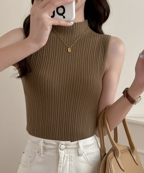 EPICKS(エピックス)の「フレンチスリーブモックネックリブニットトップス(Tシャツ/カットソー・レディース・カーキ/アイボリー/グリーン/ブラック/ベージュ・FREE)」の4枚目の写真