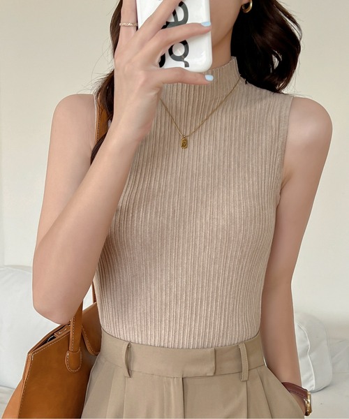 EPICKS(エピックス)の「フレンチスリーブモックネックリブニットトップス(Tシャツ/カットソー・レディース・カーキ/アイボリー/グリーン/ブラック/ベージュ・FREE)」の6枚目の写真