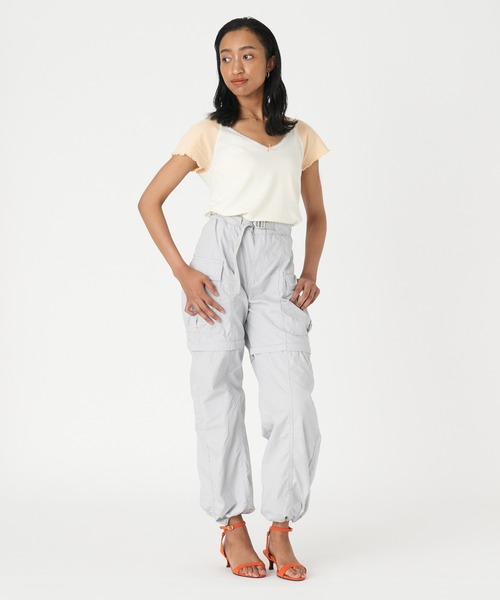 Levi's(リーバイス)の「リーバイス/Levi's コンバーチブルカーゴパンツ(カーゴパンツ・レディース・グレー・23inch/28inch/27inch/24inch/25inch/26inch)」の7枚目の写真