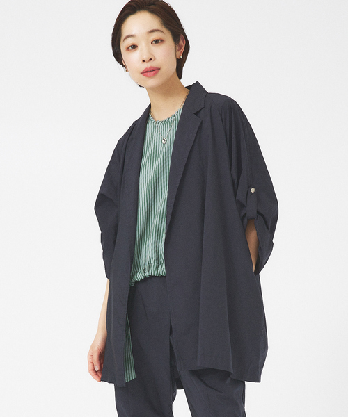 qualite（カリテ）の「【セットアップ対応】撥水マイクロタフタライトコート（テーラードジャケット・レディース・キャメル/ダークネイビー・38/36）」の2枚目の写真