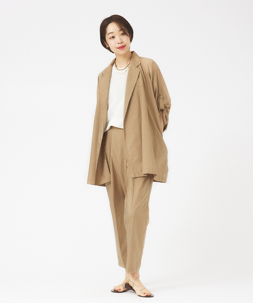 qualite（カリテ）の「【セットアップ対応】撥水マイクロタフタライトコート（テーラードジャケット・レディース・キャメル/ダークネイビー・38/36）」の3枚目の写真