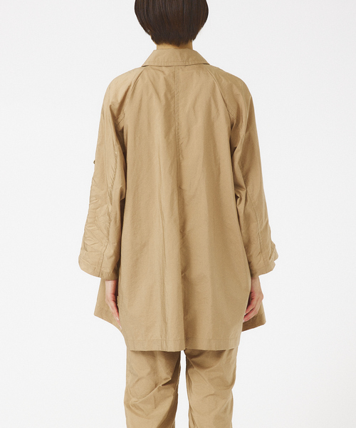 qualite（カリテ）の「【セットアップ対応】撥水マイクロタフタライトコート（テーラードジャケット・レディース・キャメル/ダークネイビー・38/36）」の7枚目の写真