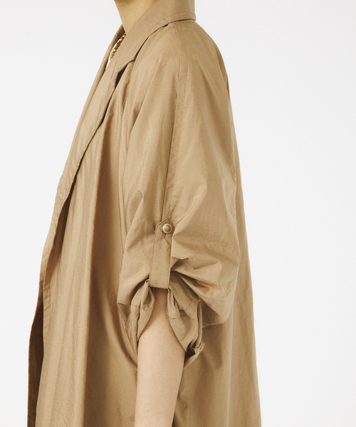 qualite（カリテ）の「【セットアップ対応】撥水マイクロタフタライトコート（テーラードジャケット・レディース・キャメル/ダークネイビー・38/36）」の12枚目の写真