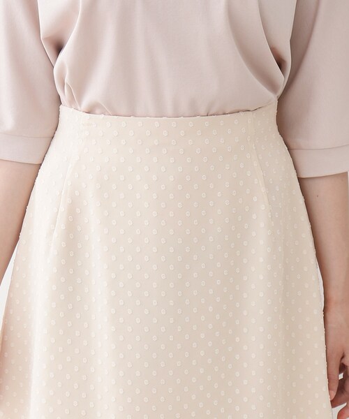 couture brooch(クチュールブローチ)の「◆ドットカットJQセミフレアースカート(スカート・レディース・アイボリー/ブラック/ピンク系・38/40/42)」の22枚目の写真