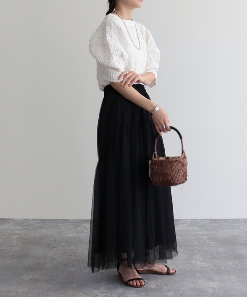 fredy emue(フレディエミュ)の「5分袖パフスリーブプルオーバー(Tシャツ/カットソー・レディース・ラベンダー/ブラック/オフホワイト/サックスブルー・38)」の10枚目の写真