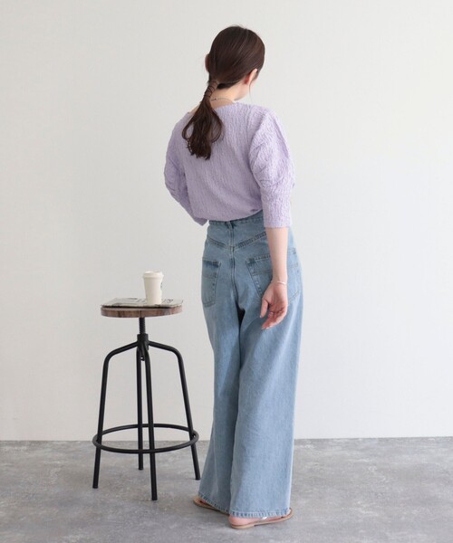 fredy emue(フレディエミュ)の「5分袖パフスリーブプルオーバー(Tシャツ/カットソー・レディース・ラベンダー/ブラック/オフホワイト/サックスブルー・38)」の19枚目の写真