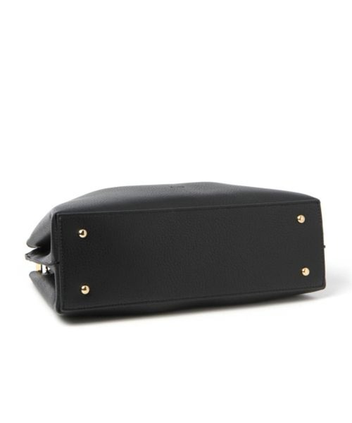 Elura（エルーラ）の「＜2024春ver＞リュクスエアリーショルダー／123626（ショルダーバッグ・レディース・ベージュ/ブラック/オフホワイト・ONE SIZE）」の10枚目の写真