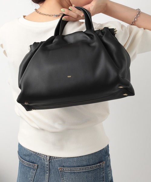 tov（トーヴ）の「【TOV】FRAME - HAND/ T23W02B257（ハンドバッグ