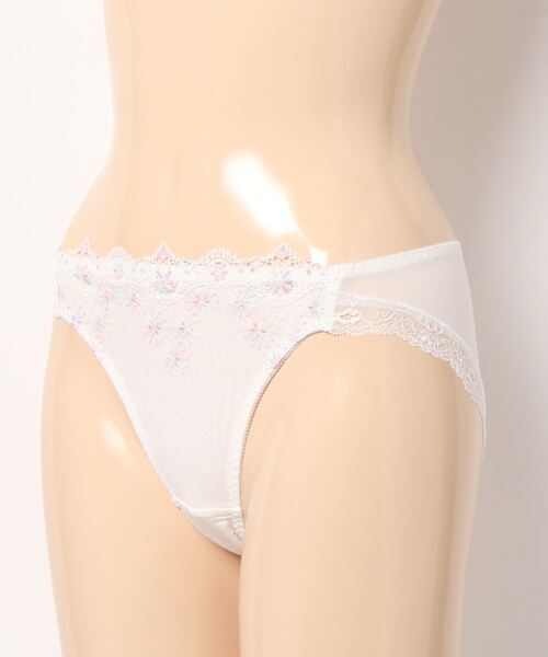 【新品レア】インヴェル インベル レースショーツ M ラヴィモア】気分も上がるご褒美レースショーツ（ショーツ）｜LAVIENNE