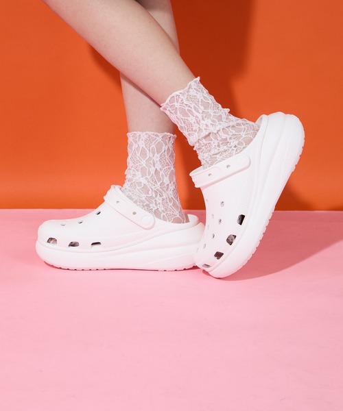 crocs(クロックス)の「【Crocs】Classic Crush Clog クラシッククラッシュクロッグ 厚底(サンダル・レディース・ホワイト/ベージュ/ブラック/ピンク/ミント・23cm/25/22cm/24cm/25cm)」の12枚目の写真