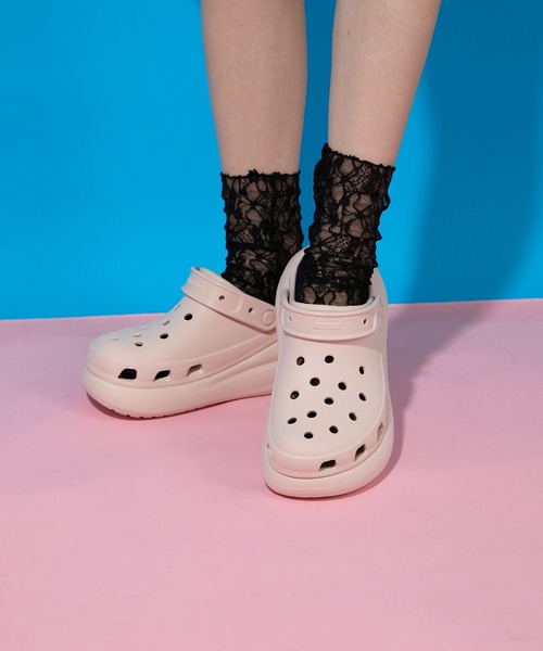 crocs コンフォートサンダル クリーム色7点 crocs クロックス サンダル レディース & メンズ クラシック