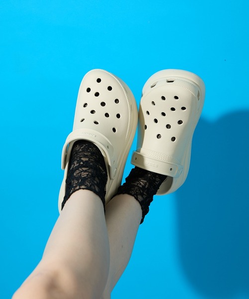 crocs(クロックス)の「【Crocs】Classic Crush Clog クラシッククラッシュクロッグ 厚底(サンダル・レディース・ホワイト/ベージュ/ブラック/ピンク/ミント・23cm/25/22cm/24cm/25cm)」の9枚目の写真