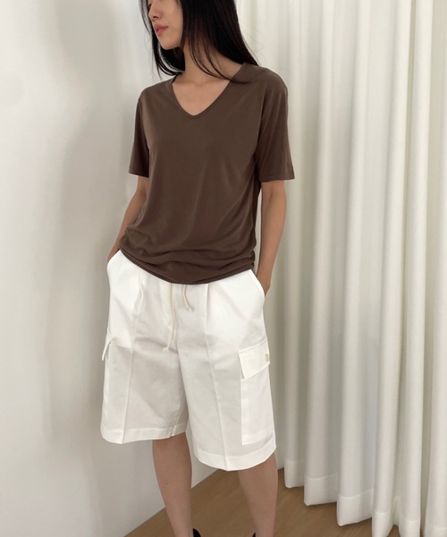 Didot.showroom(ディドット ショールーム)の「シルクタッチUネックT(Tシャツ/カットソー・レディース・ブラック/ブラウン/ミント/ライトグレー/イエロー/ホワイト・FREE)」の17枚目の写真