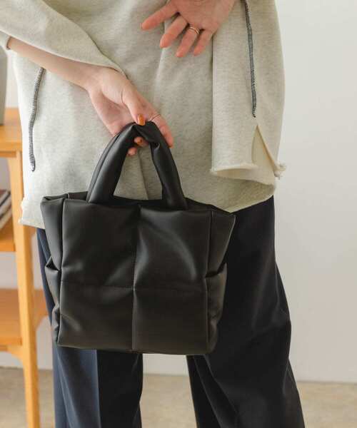 RODE SKO（ロデスコ）の「プチキルティングトートバッグ（トートバッグ・レディース・ブラック/アイボリー/イエロー系その他・ONE）」の21枚目の写真