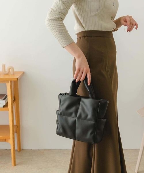 RODE SKO（ロデスコ）の「プチキルティングトートバッグ（トートバッグ・レディース・ブラック/アイボリー/イエロー系その他・ONE）」の17枚目の写真