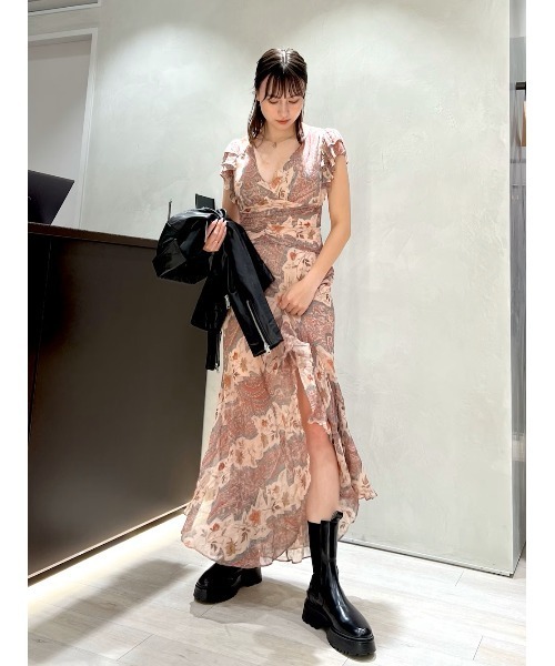 ALLSAINTS（オールセインツ）の「LARNA LEATHER SLIM BIKER JACKET | LARNA レザー スリム バイカー ジャケット（ライダースジャケット・レディース・ブラック・6/8/4/10）」の8枚目の写真