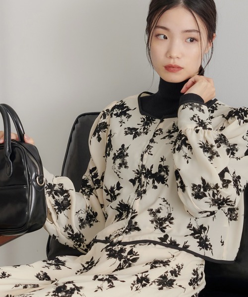 soie by apres jour mignon（ソワバイアプレジュールミニョン）の「【soie by apres jour mignon】フロッキー2WAYブラウス【セットアップ可能】【ZOZOTOWN限定アイテム】（シャツ/ブラウス・レディース・ブラック/アイボリー・MEDIUM/SMALL）」の12枚目の写真