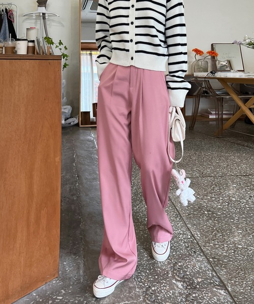 by muni:r（バイ ムニール）の「ピンタックワイドカラースラックス（スラックス・レディース・ネイビー/ベージュ/ブラウン/ピンク/ブラック・SMALL/MEDIUM）」の5枚目の写真