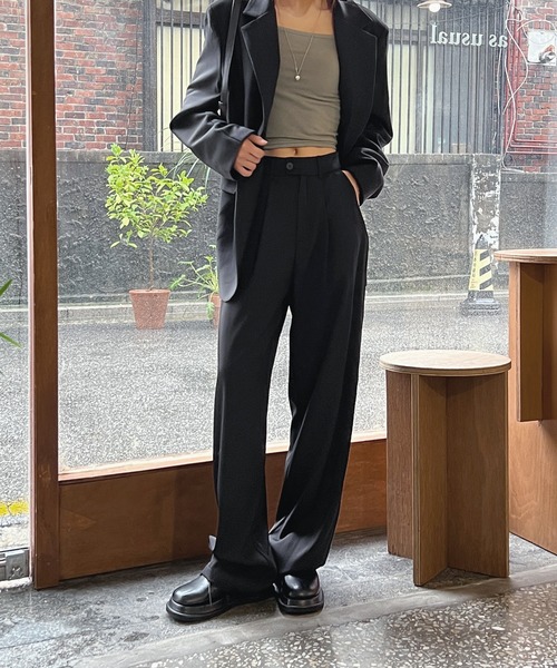 by muni:r（バイ ムニール）の「ピンタックワイドカラースラックス（スラックス・レディース・ネイビー/ベージュ/ブラウン/ピンク/ブラック・SMALL/MEDIUM）」の6枚目の写真