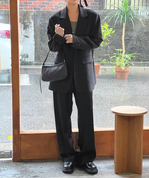 by muni:r（バイ ムニール）の「ピンタックワイドカラースラックス（スラックス・レディース・ネイビー/ベージュ/ブラウン/ピンク/ブラック・SMALL/MEDIUM）」の9枚目の写真