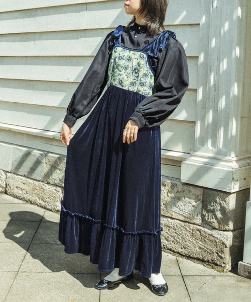 kutir（クティール）の「【クティールとレトロ】ゴブランベロアキャミワンピース（ワンピース・レディース・ブラウン/レッド/ネイビー・MEDIUM/LARGE/SMALL）」の6枚目の写真