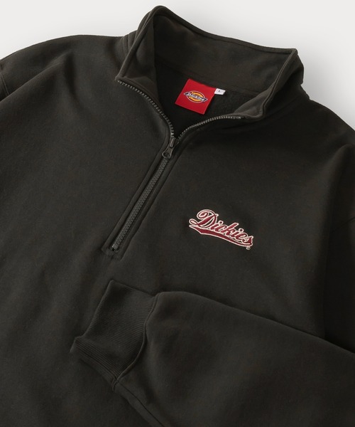Dickies(ディッキーズ)の「【DICKIES/ディッキーズ】ワンポイント刺繍&ミニワッペンリブラインハーフジップスウェット/プルオーバー/ビッグシルエット/裏起毛(スウェット・メンズ・ホワイト/チャコールグレー/アッシュグレー/ブラック/ネイビー/アイボリー/ダークネイビー・M/L/XL)」の4枚目の写真