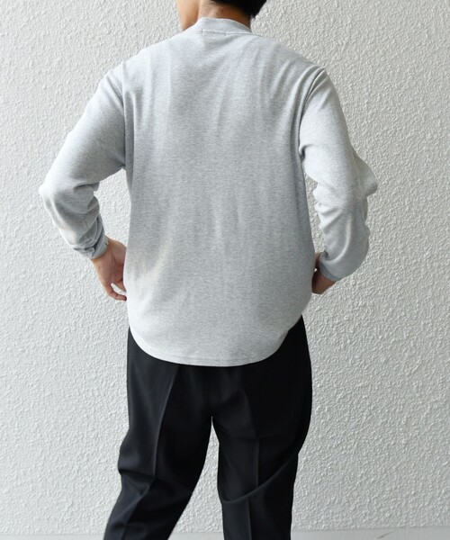 SHIPS any（シップス エニィ）の「SHIPS any: モイスチャー コットン モックネック ロングスリーブ Tシャツ (ロンT)◇（Tシャツ/カットソー・メンズ・ホワイト/ブラック/ライトグレー/オリーブ/ダークグレー/トップグレー・LARGE/X-LARGE/MEDIUM/SMALL）」の18枚目の写真